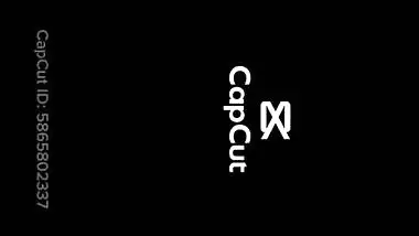 Chamet girl dancing and showing boobs on video call