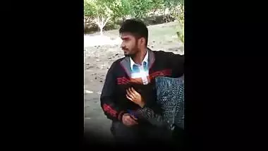 Bengaluru couple outdoor blowjob mms scandal