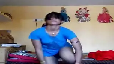 Desi babe nude selfie