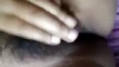 SUPER SEXY FIGURE AND HAIRY PUSSY