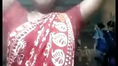 Sexy village bhabi clips