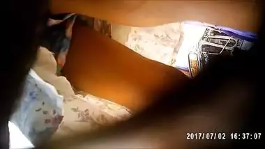 Beautiful Sri Lankan Young's Up-Skirt