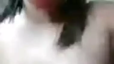 Beautiful horny Desi girl pussy fingering