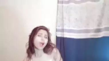 Randi live show dance for money