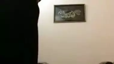 Every lover of big tits porn will be impressed with these Desi boobs