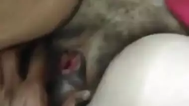 MATURE DESI AUNTY STILL GOT NICE PUSSY