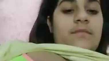 There's busty Desi love on the other side of screen flashing XXX boobs