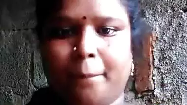 desi aunty hot boob show