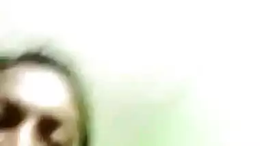 Cute Bengali YouTuber nude boobs and pussy expose