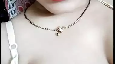 Desi indian girl sneha bigboobs show