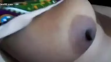 Fouziya Maamis Cute NIce Boobs